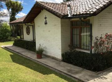 Hacienda-Quinta de 3 habitaciones, Quito · Vendo Linda Quinta en Puembo, Pifo