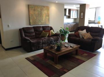 Departamento de 3 habitaciones, Cuenca · Departamento - Yanuncay