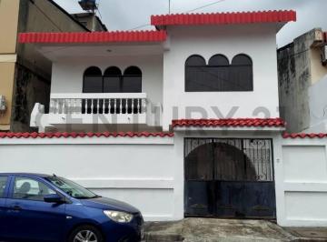 Local comercial · 267m² · 7 Habitaciones · 2 Estacionamientos · Gran Oportunidad en Esteros Dentro Herradura Venta Casa Rentera 267 m² Elsm