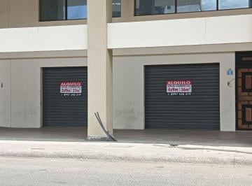 Local comercial , Portoviejo · Alquilo Local en El Centro de Portoviejo, Excelente Sector Comercial