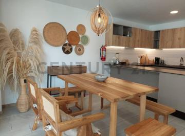 Departamento · 133m² · 2 Habitaciones · 2 Estacionamientos · Departamento Full Amoblado en Renta en Tumbaco
