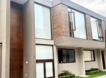 Casa de 3 habitaciones, Quito · Vendo o Rento Casa de Lujo en Cumbaya