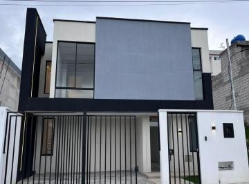 Casa de 3 habitaciones, Quito · ¡Casa Lista Para Estrenar! Entrega Inmediata | Conjunto Privado | 165 m²