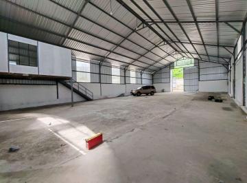 Bodega-Galpón , Quito · Rento Excelente Bodega Nueva de 450 m² con Uso de Suelo Industrial Alto Impacto y Terreno Adicional