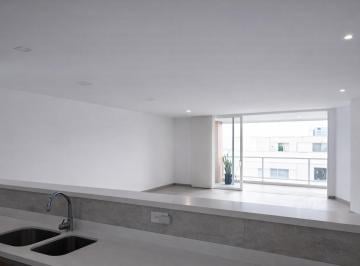 Departamento · 100m² · 2 Habitaciones · 2 Estacionamientos · Departamento en Renta en Cumbayá Site Center con Balcón