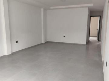 Casa de 3 habitaciones, Guayaquil · Venta – Casa Remodelada en Guayacanes, Norte de Guayaquil