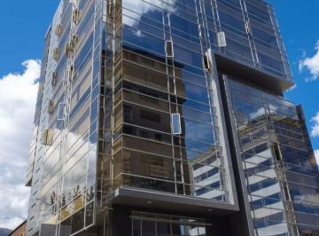 Oficina comercial , Quito · Oficina Espaciosa en Venta - Iñaquito