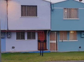 Casa de 3 habitaciones, Quito · Casa en Venta en Marianitas, Calderon