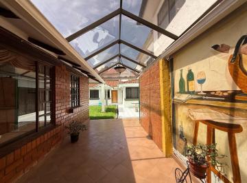 Casa · 110m² · 2 Habitaciones · 1 Estacionamiento · Casa en Venta, Una Sola Planta, Sector Ecu 911