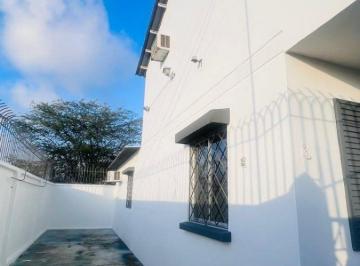 Casa de 4 habitaciones, Salinas · Casa Más Terreno Adicional de Venta en Salinas