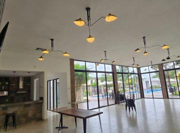 Departamento de 2 habitaciones, Guayaquil · Se Vende ¡Oportunidad Costabrisa Vía a La Costa! Departamento Pb con Patio 2 Dorm. $105.000