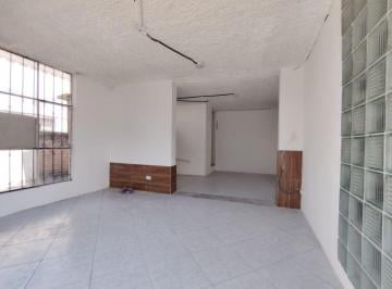 Local comercial , Quito · Planta Baja con 2 Locales Comerciales + Mini Departamento – La Luz