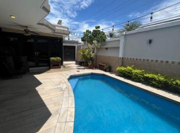 Casa en Venta de 4 habitaciones Vía a la Costa · Puerto Azul Una Sola Planta con Piscina