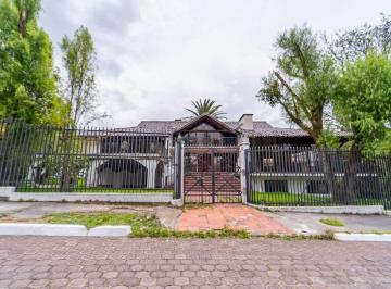 Casa de 5 habitaciones, Quito · En Venta Terreno con Casa Club Los Chillos