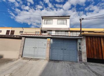Casa de 8 habitaciones, Quito · Venta Casa Quito San Pedro Claver