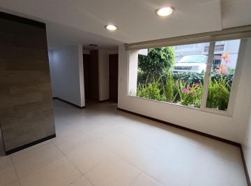 Casa · 151m² · 3 Habitaciones · 2 Estacionamientos · Casa Moderna en Venta, San Juan de Cumbayá, Quito