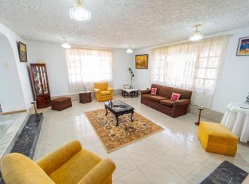 Casa de 3 habitaciones, Quito · Casa en Venta Urb. San José del Valle - Conocoto