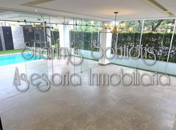 Casa de 4 habitaciones, Guayaquil · Samborondon Km 10. - Venta Casa con 4 Hab, Piscina, Patio, Balcones y Garajes