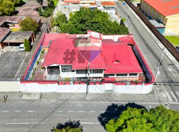 Casa de 5 habitaciones, Ibarra · Casa en Venta en Ibarra – Av El Retorno