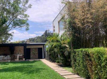 Casa · 150m² · 2 Habitaciones · 2 Estacionamientos · Vendo Casas Juntas, Tres y Dos Habitaciones, Sector Tanda Dentro de Urb. Privada Jardín.