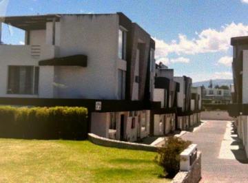 Casa de 4 habitaciones, Quito · Vendo Linda Casa en Conjunto Sector La Morita