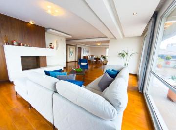 Departamento de 3 habitaciones, Quito · En Venta Penthouse Exclusivo, Quito Tennis