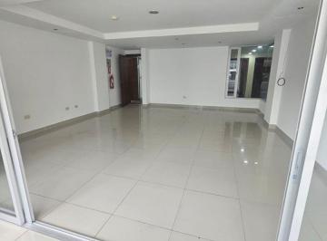 Oficina comercial , Quito · Oficina de Arriendo en Cumbaya 49 m²