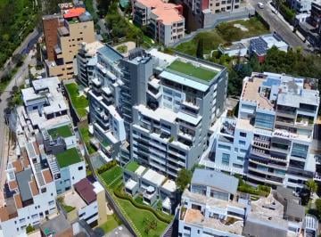 Departamento de 3 habitaciones, Quito · En Venta Departamento 114 m² 3 Dorm. – Lomas de Monteserrín