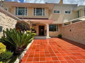 Casa de 3 habitaciones, Quito · Vendo Casa Familiar en Pusuqui