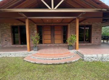 vista frontal · Venta Casa en Mindo en Urbanizacion Privada