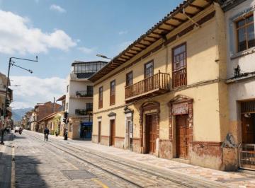 Casa de 5 habitaciones, Cuenca · Oportunidad de Inversión en Centro Histórico