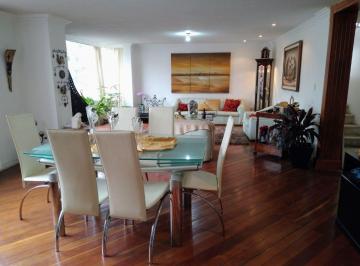 Departamento de 4 habitaciones, Quito · Urb. El Condado, con Alta Seguridad, Areas Verdes, Vendo Departamentoduplex
