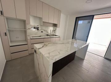 Casa de 3 habitaciones, Guayaquil · Villa Club - Venta Casa Moderna de Estreno con 3 Hab, Patio y Garajes