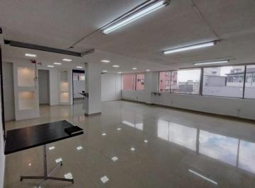 Oficina comercial · 120m² · 1 Estacionamiento · Jv Sector Av 12 de Octubre. Oficina en Renta 120 m