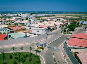 Casa de 3 habitaciones, Salinas · Casa en Alquiler Via Punta Carnero P. Pincay
