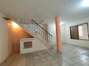 Casa · 200m² · 4 Habitaciones · Venta de Casa Floresta 2 Ximo