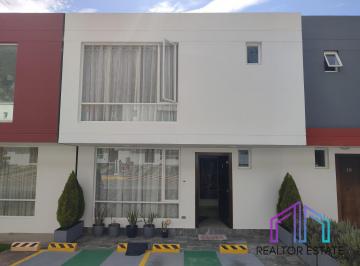 Casa · 120m² · 3 Habitaciones · Casa en Venta Mitad del Mundo
