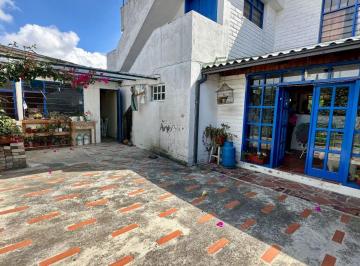 Casa de 7 habitaciones, Quito · Casa Rentera en Venta con 2 Dep, 1 Suite en Sangolqui