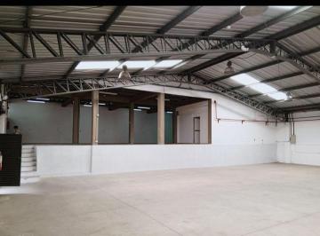 Bodega-Galpón , Quito · Alquiler de Galpon Oficinas Sector Industrial Norte de Quito