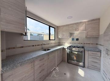 Casa de 3 habitaciones, Quito · Casa con Ingreso Independiente en Venta Sector Mitad del Mundo