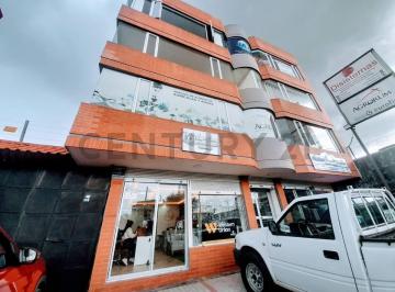 Oficina comercial · 600m² · 3 Oficinas de Renta en Sangolquí Los Chillos, Edificio Moderno.