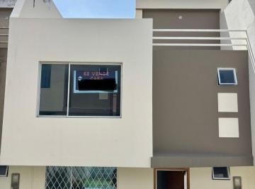 Casa de 3 habitaciones, Quito · Vendo Casa Bonanza Calderón