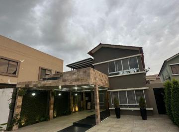 Casa de 3 habitaciones, Guayaquil · Casa en Venta Ciudad Celeste Samborondon