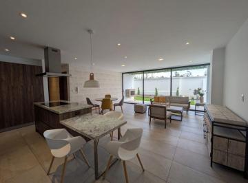 Departamento de 2 habitaciones, Quito · Hermoso Departamento en Planta Baja, con Jardin, de Venta en Cumbaya