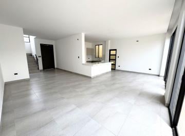 Casa de 3 habitaciones, Guayaquil · Casa en Venta en Urbanización Mallorca, Vía a Salitre, Guayaquil