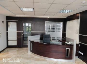 Oficina comercial · 80m² · 1 Estacionamiento · Venta Oficina Amoblada Republica del Salvador