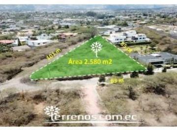 Terreno / Lote · 2580m² · Terreno de 2.580 m² Urbanizacion Viña del Rio Tumbaco