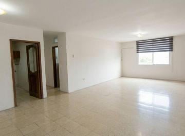 Departamento de 2 habitaciones, Machala · Departamento en Venta en El Centro de Machala