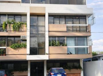 Departamento · 109m² · 3 Habitaciones · 1 Estacionamiento · Venta de Departamento en Urdesa Central, 3 Habitaciones. E. D.