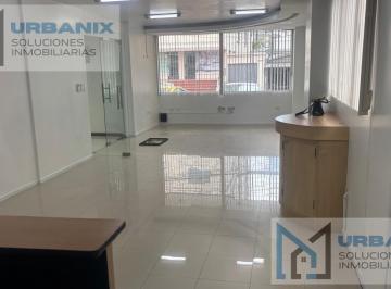 Local comercial · 398m² · 10 Estacionamientos · Duplex - Edificio Comercial en La Carolina